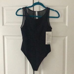 lululemon athletica Tops - Lululemon Seek the Heat Bodysuit 6 Black lululemon athletica Tops - Lululemon Seek the Heat Bodysuit 6 Black